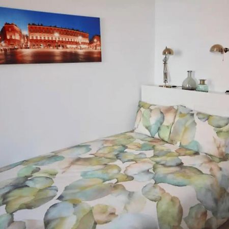 Tout Beau Tout Neuf Toulouse Exteriör bild